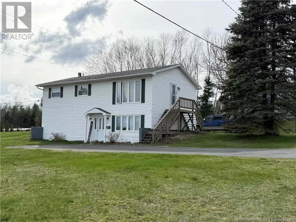 House for rent: 1 Locke Street, Miramichi, New Brunswick E1V 3W8