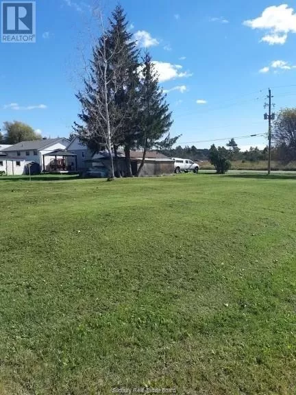 1 Mangan Lane, Warren, Ontario P0H 2N0