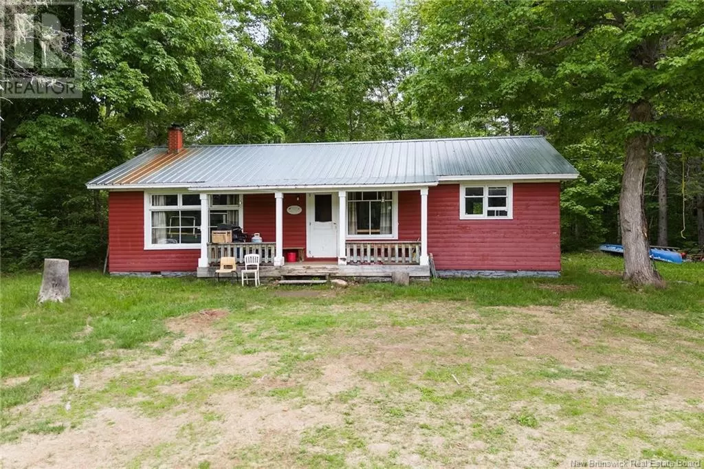 1 Norrad Road, Bloomfield Ridge, New Brunswick E6A 1W6