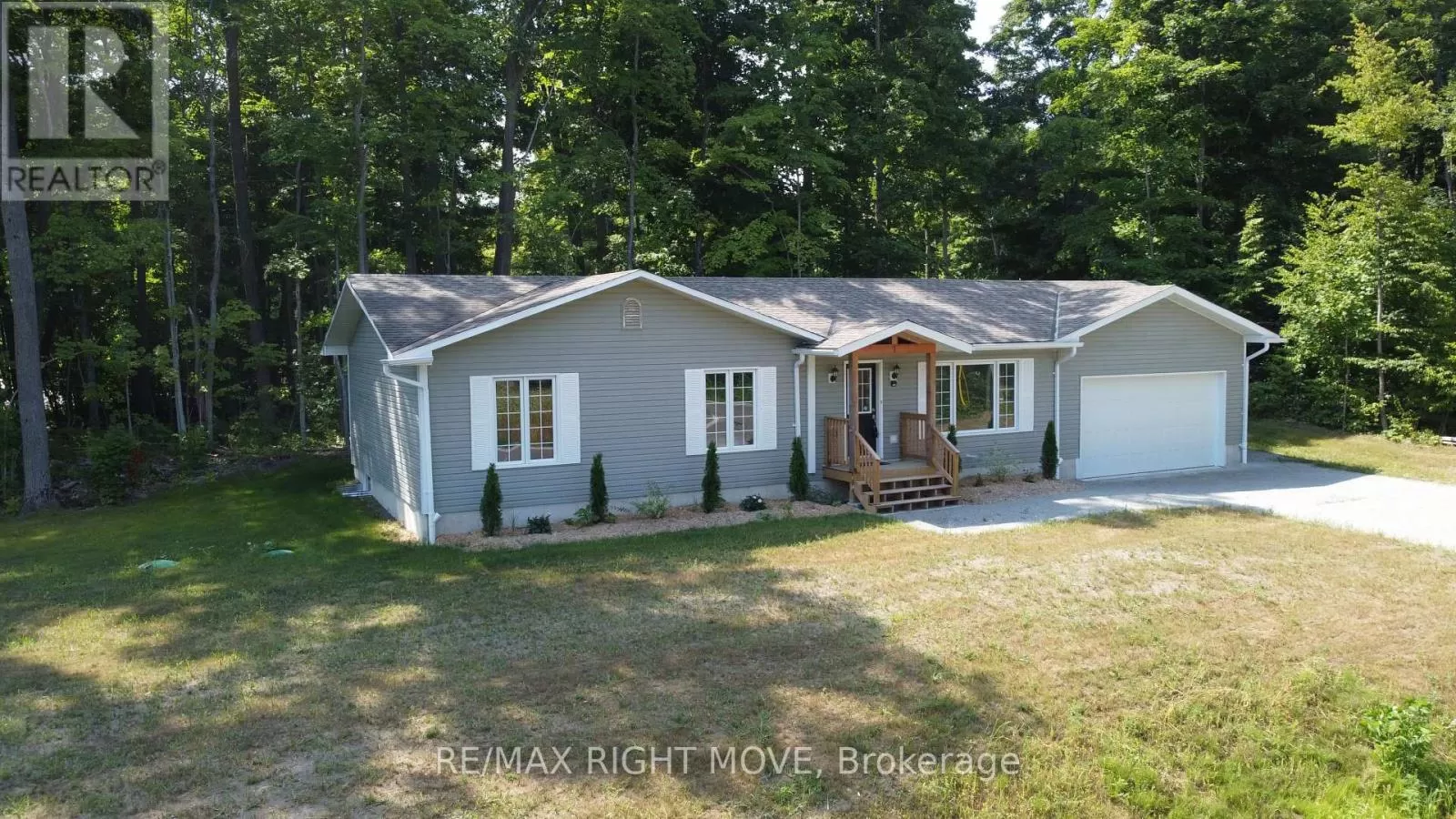 House for rent: 1 Ojibway Court, Tiny, Ontario L9M 0B2