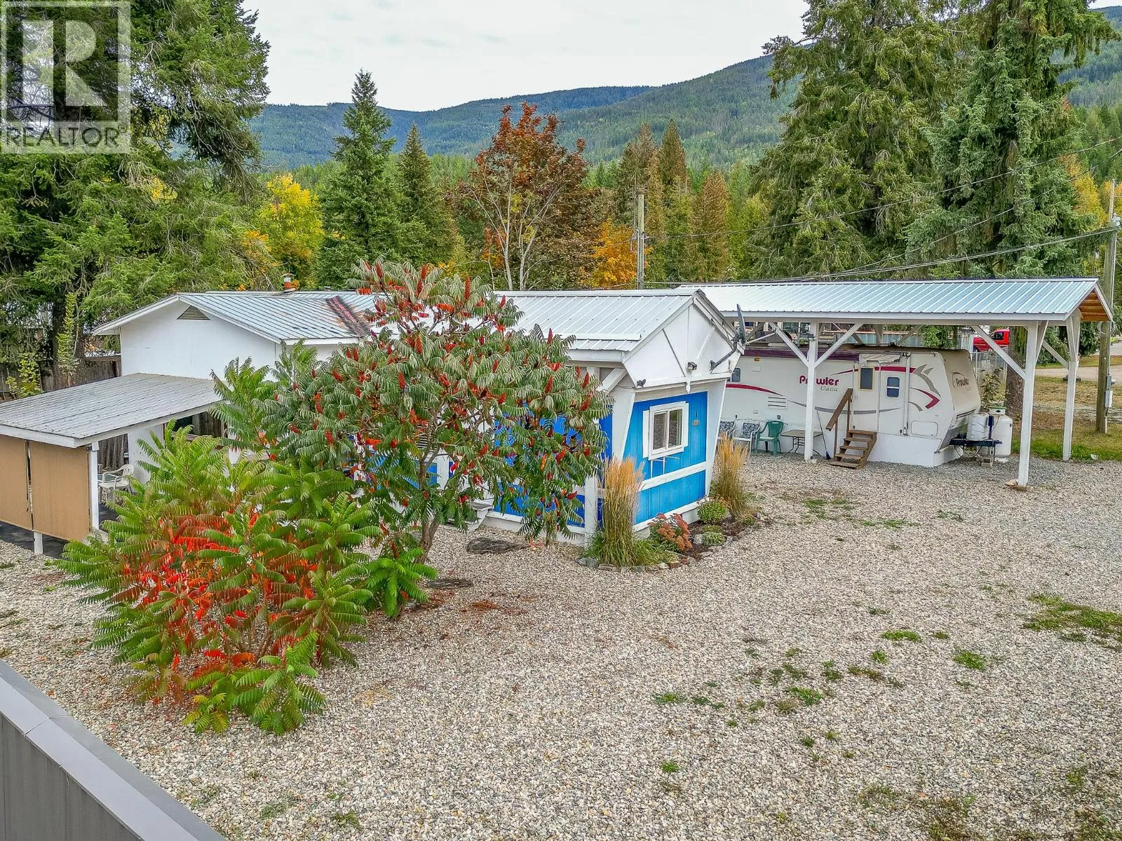 Manufactured Home for rent: 1 Robson Road, Mara, British Columbia V0E 2K0