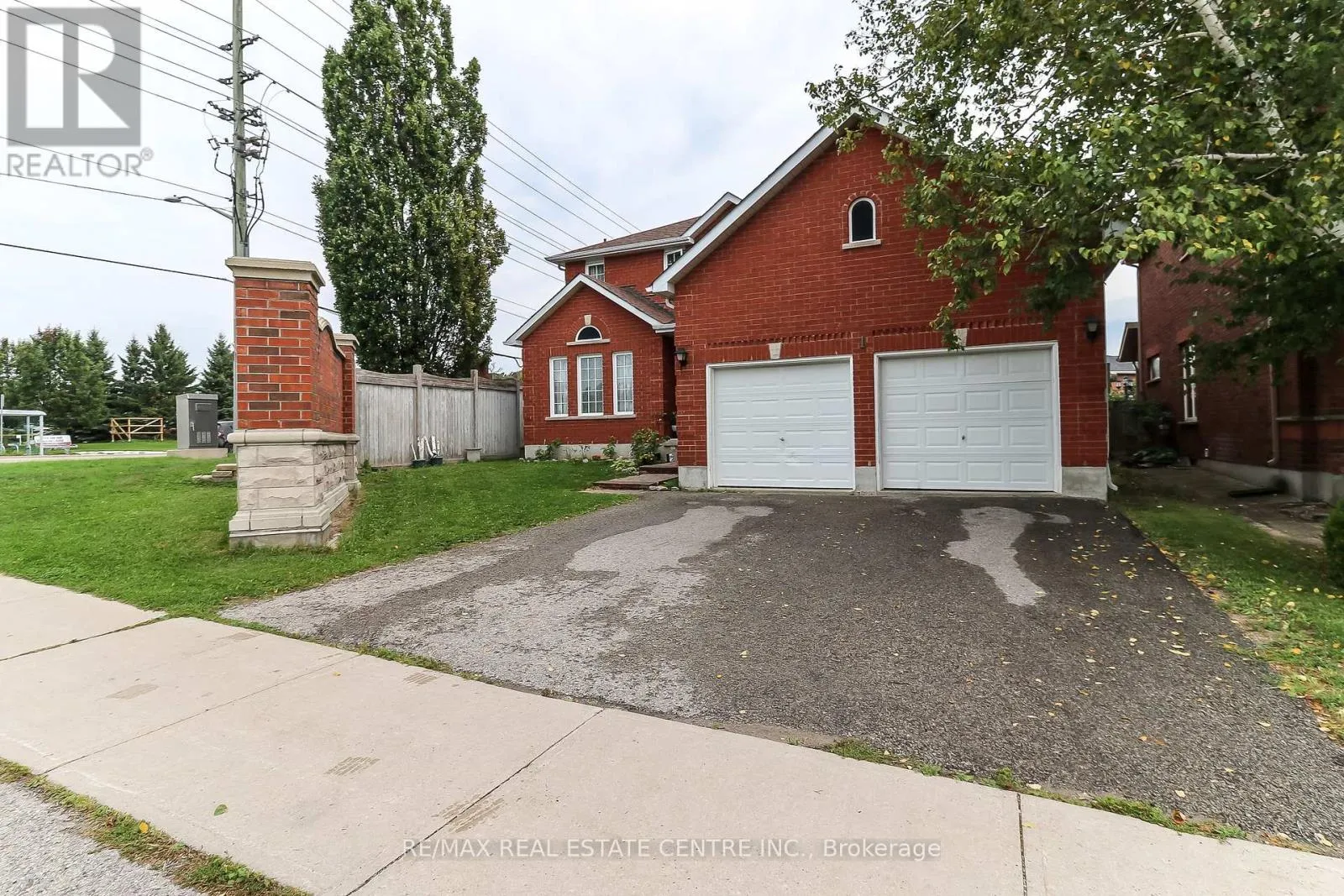 House for rent: 1 Sandringham Drive, Barrie, Ontario L4N 0J9
