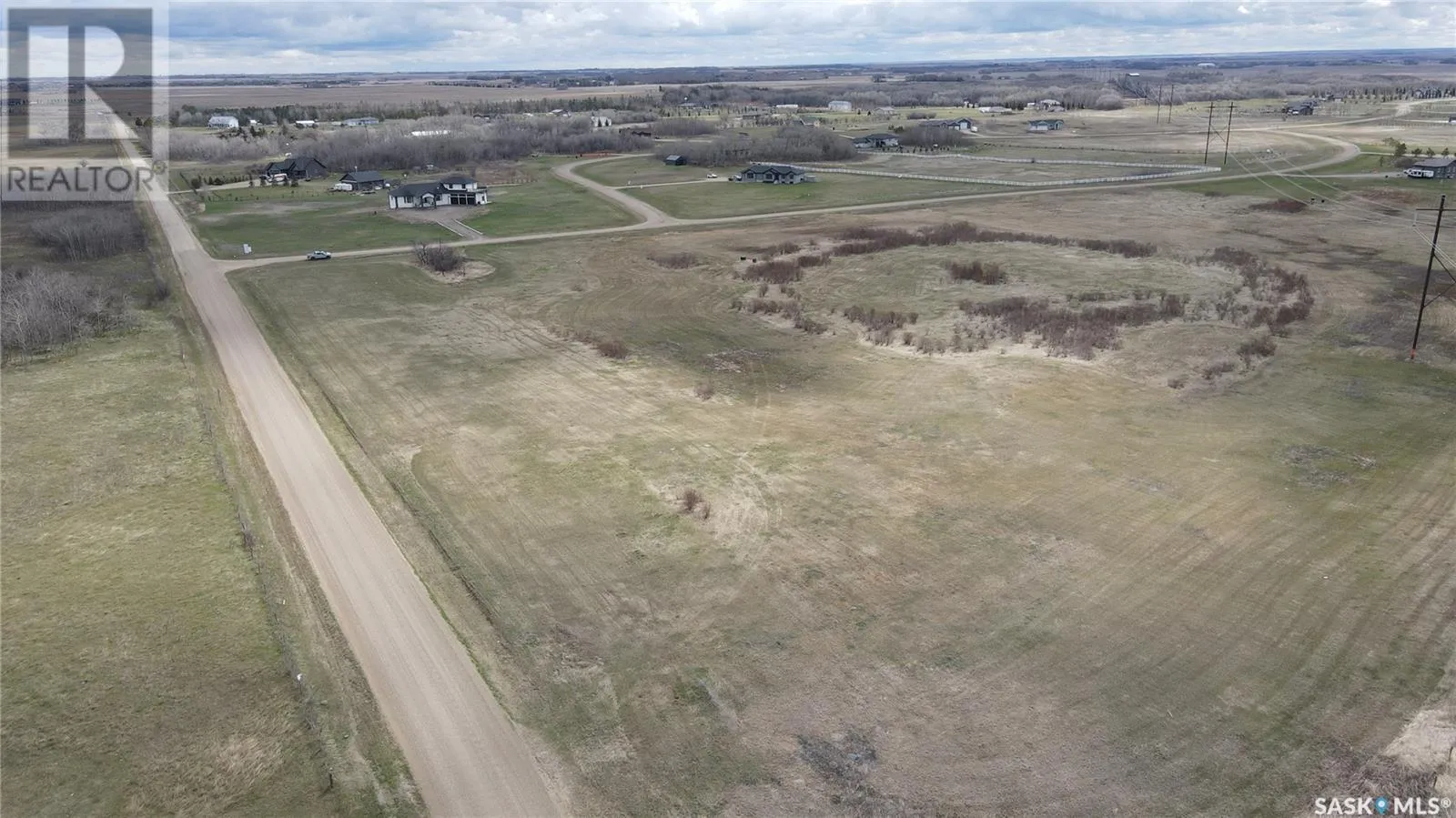 Unknown for rent: 1 South Country Lane, Dundurn Rm No. 314, Saskatchewan S7K 3J8