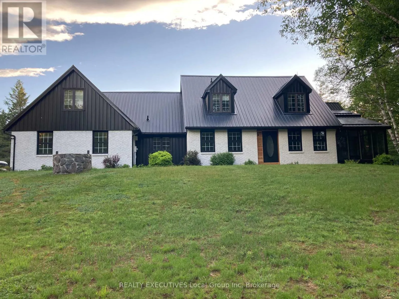 House for rent: 1 Springdale Drive, North Bay, Ontario P1B 8G2