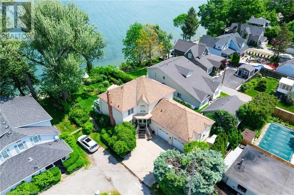 House for rent: 1 Twelfth Street, Grimsby, Ontario L3M 2V6