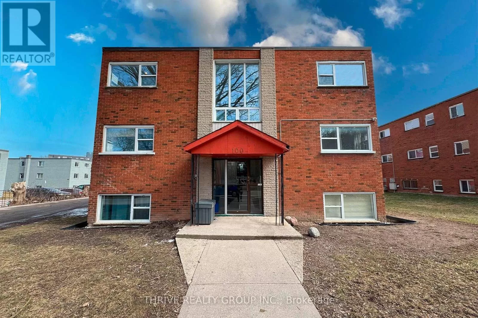 Other for rent: 10 - 100 King Edward Avenue, London South, Ontario N5Z 3T1