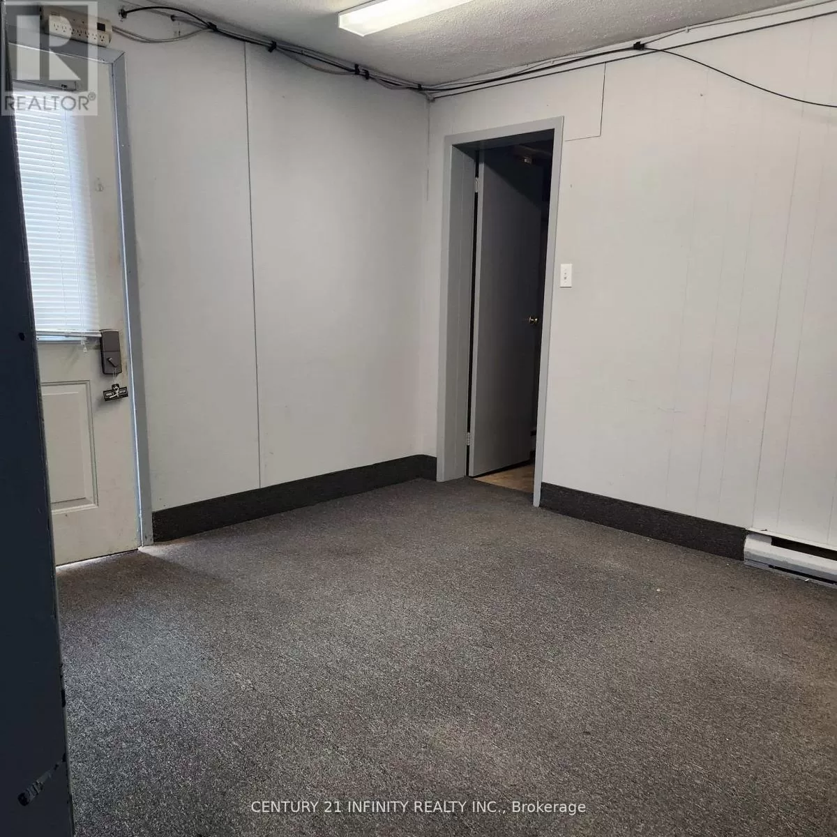 Offices for rent: 10 - 1019 Nelson Street, Oshawa, Ontario L1H 7N9