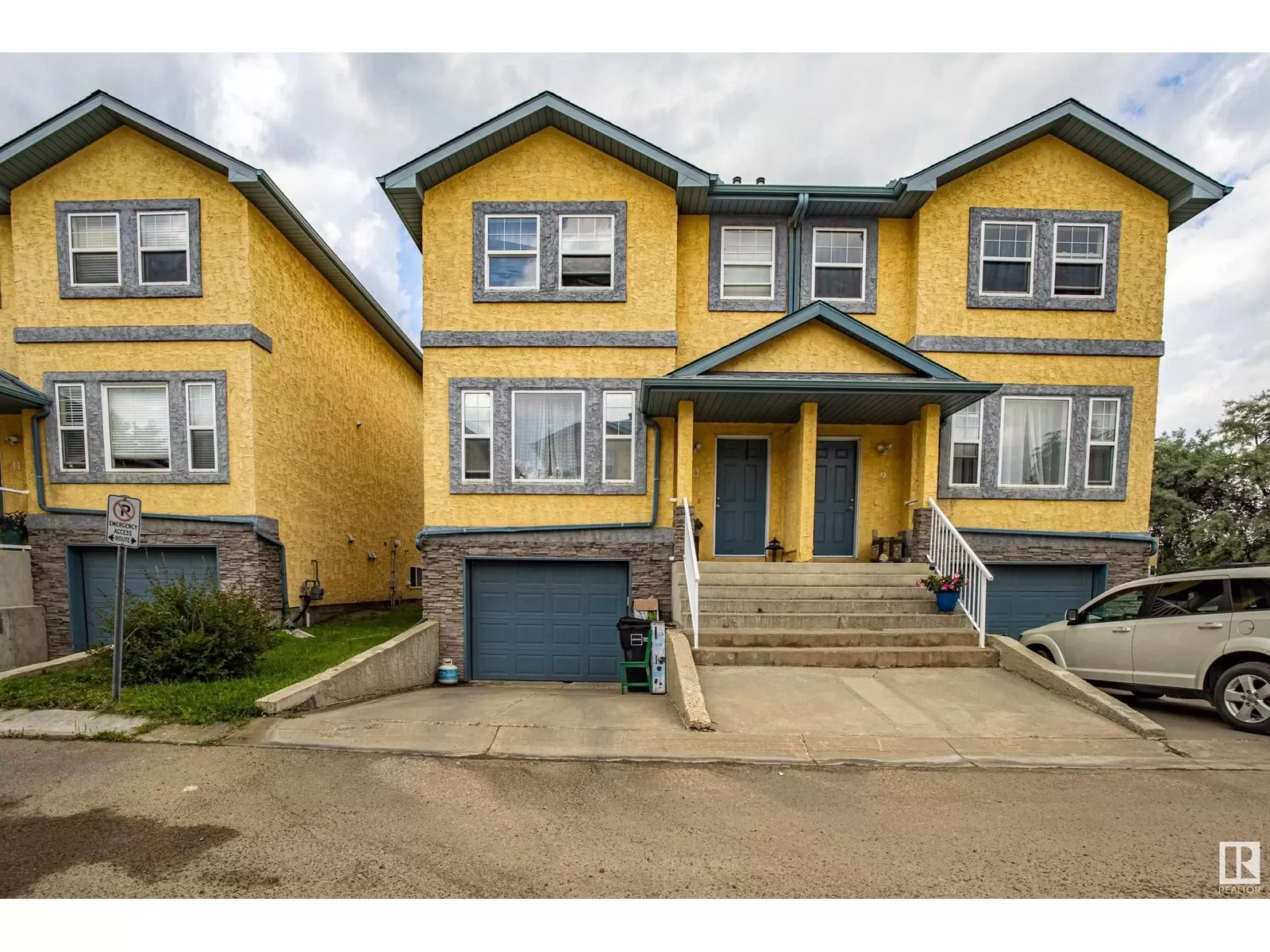 Row / Townhouse for rent: #10 16777 91 Street Nw, Edmonton, Alberta T5Z 3X4