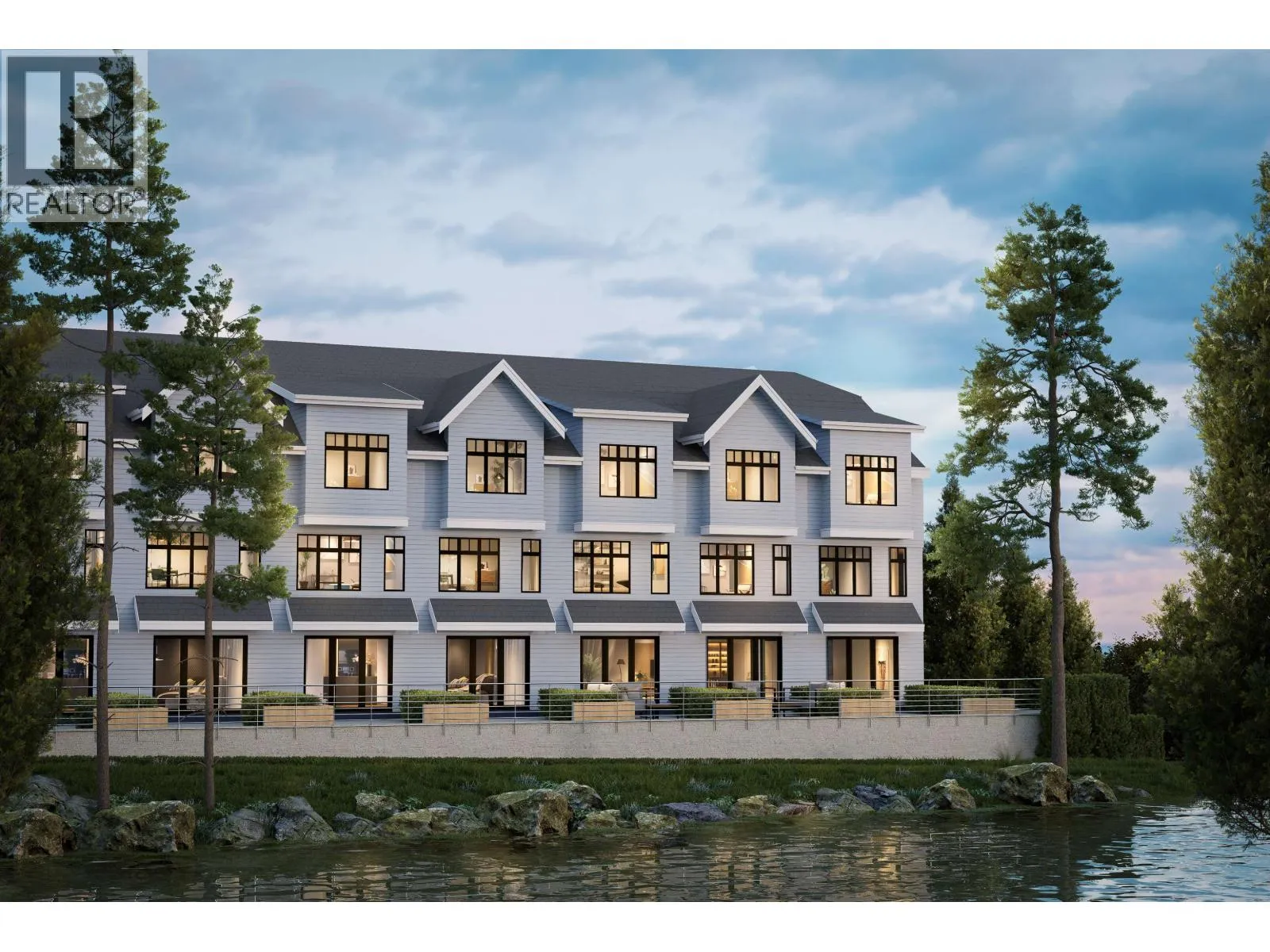 Row / Townhouse for rent: 10 1928 Glenaire Drive, North Vancouver, British Columbia V7P 1Y1