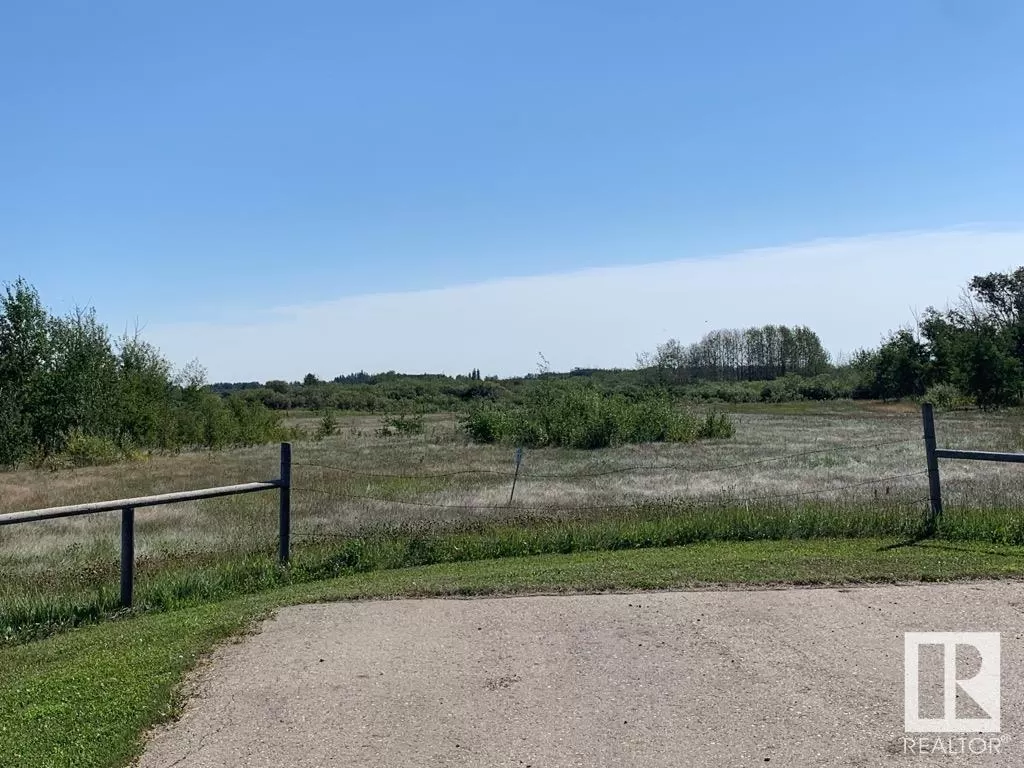No Building for rent: #10 26555 Twp 481, Rural Leduc County, Alberta T0C 0V0
