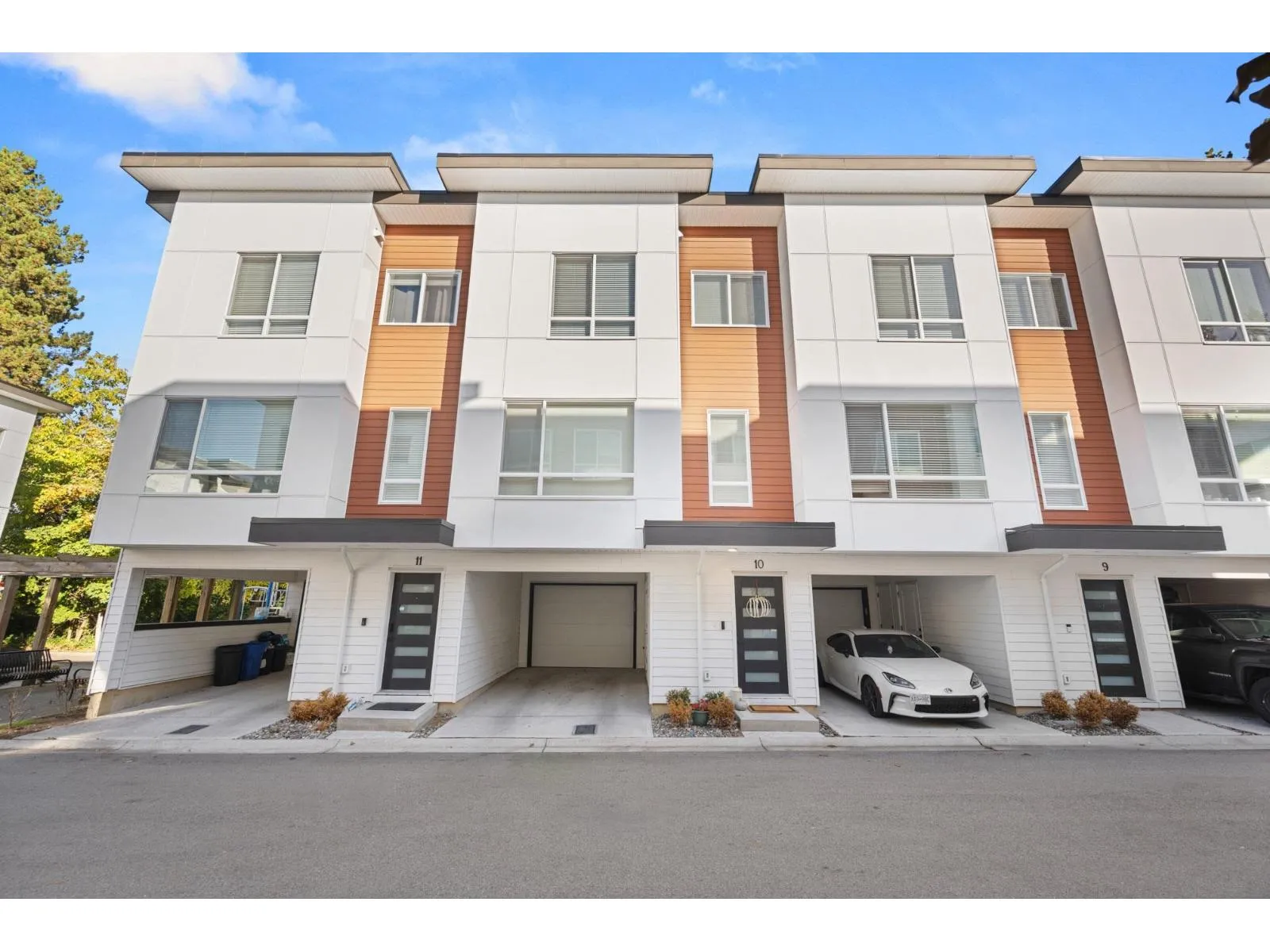 Row / Townhouse for rent: 10 27640 Lantern Avenue, Abbotsford, British Columbia V4X 1M3