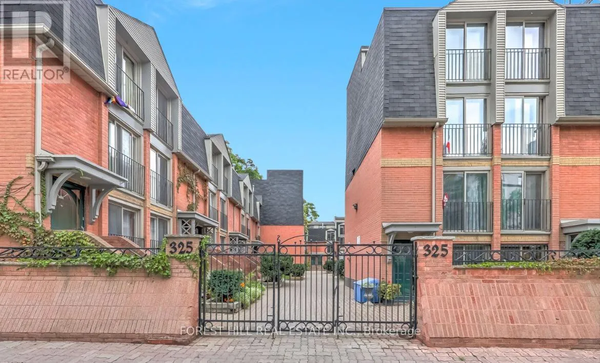 Row / Townhouse for rent: 10 - 325 Jarvis Street, Toronto, Ontario M5B 2C2