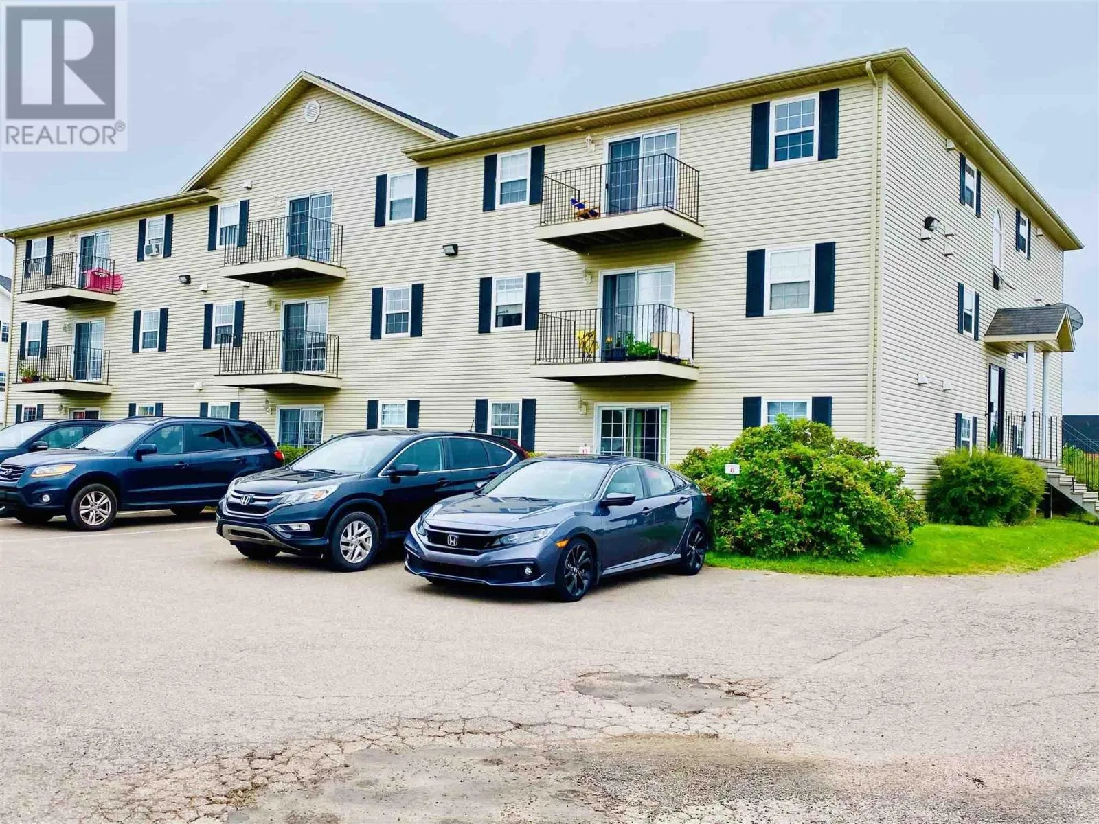 Apartment for rent: #10 33 Glen Stewart Drive, Stratford, Prince Edward Island C1B 2A8