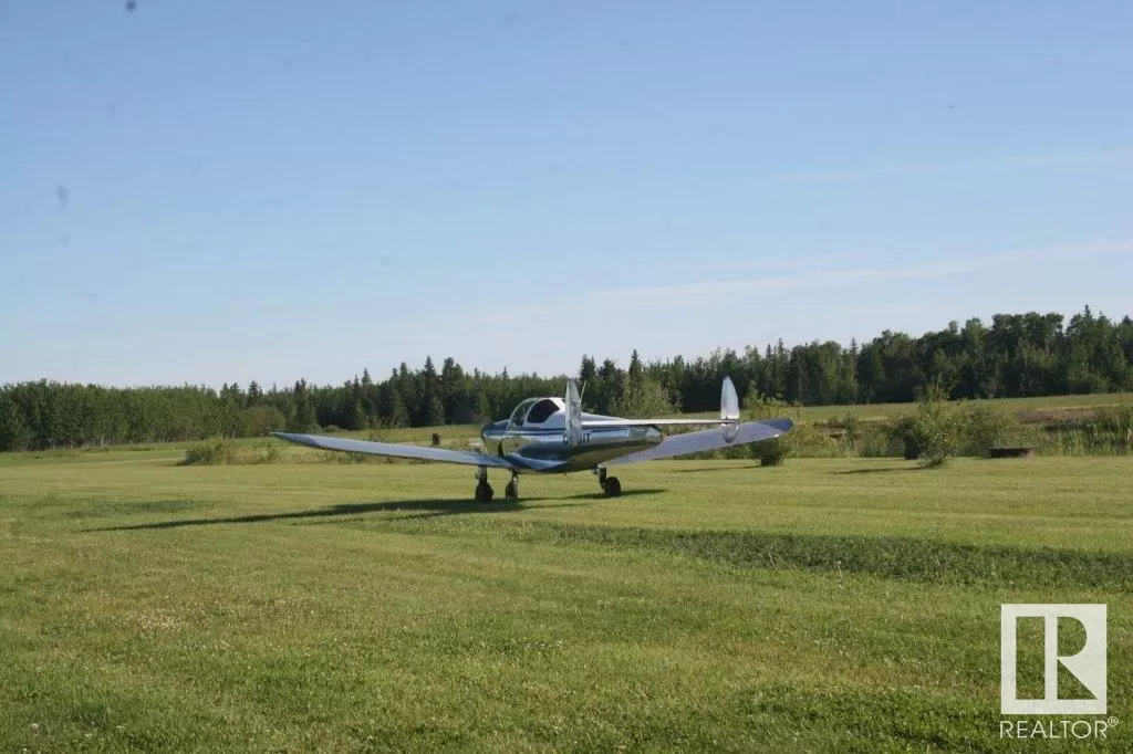 No Building for rent: 10 59512 Rge Road 255, Rural Westlock County, Alberta T0G 0P0