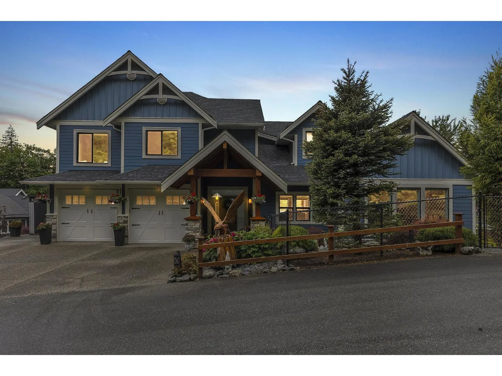 House for rent: 10 7854 Brookwood Place|eastern Hillsides, Chilliwack, British Columbia V4Z 0A1