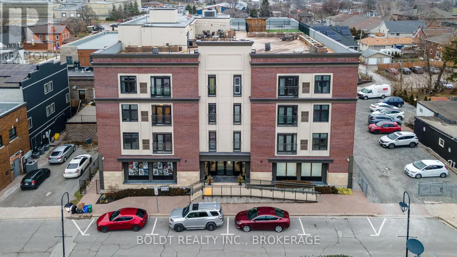 Multi-Family for rent: 10 Albert Street E, Thorold, Ontario L2V 1P1