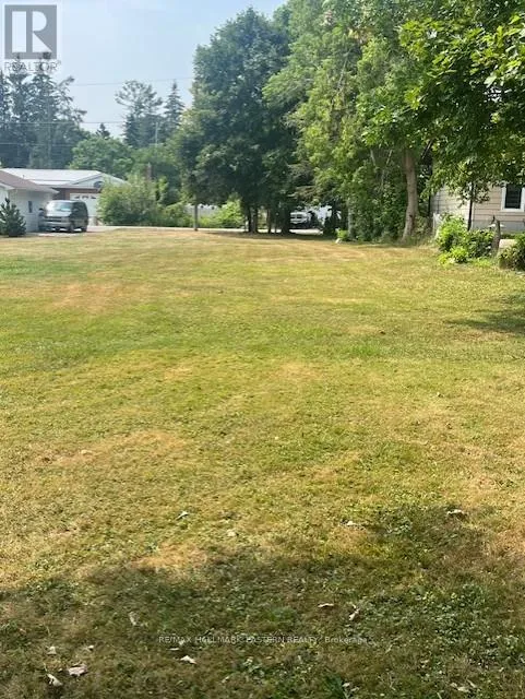 10 Alma Street N, Kawartha Lakes, Ontario K0L 2W0