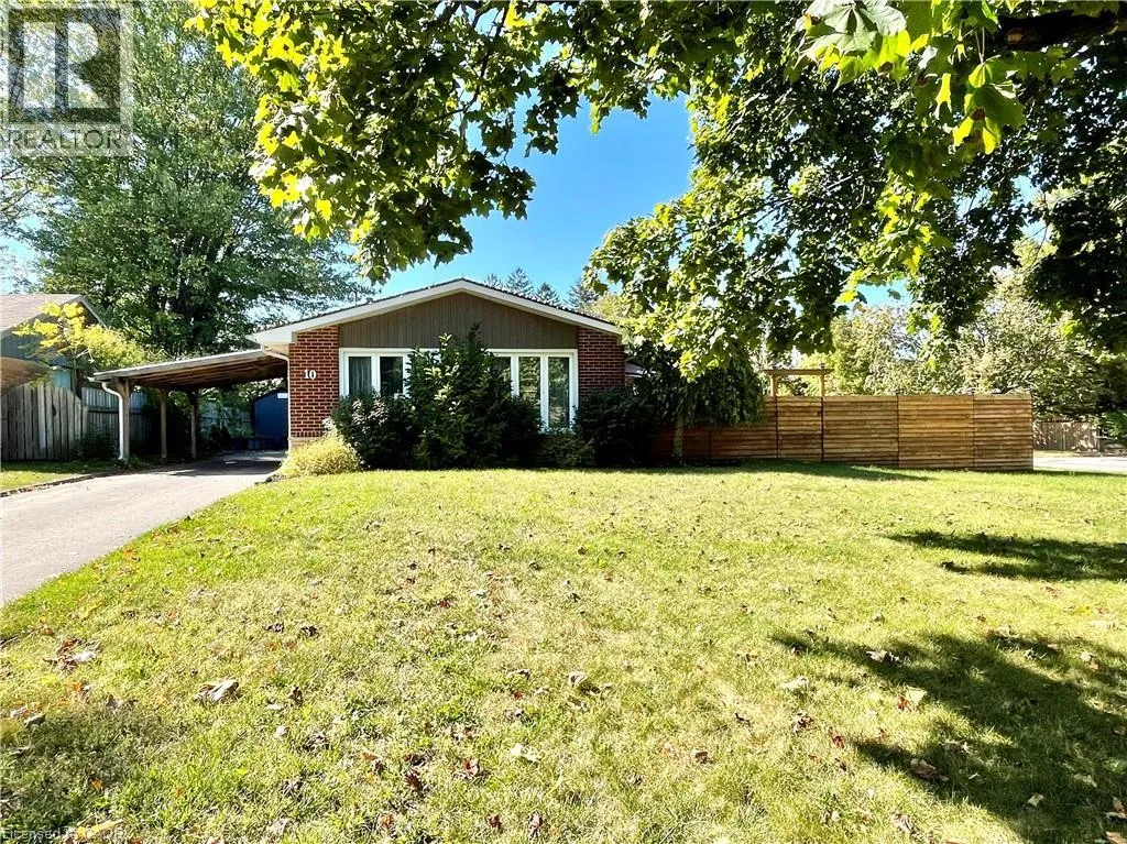 House for rent: 10 Beckett Boulevard, Simcoe, Ontario N3Y 4C6