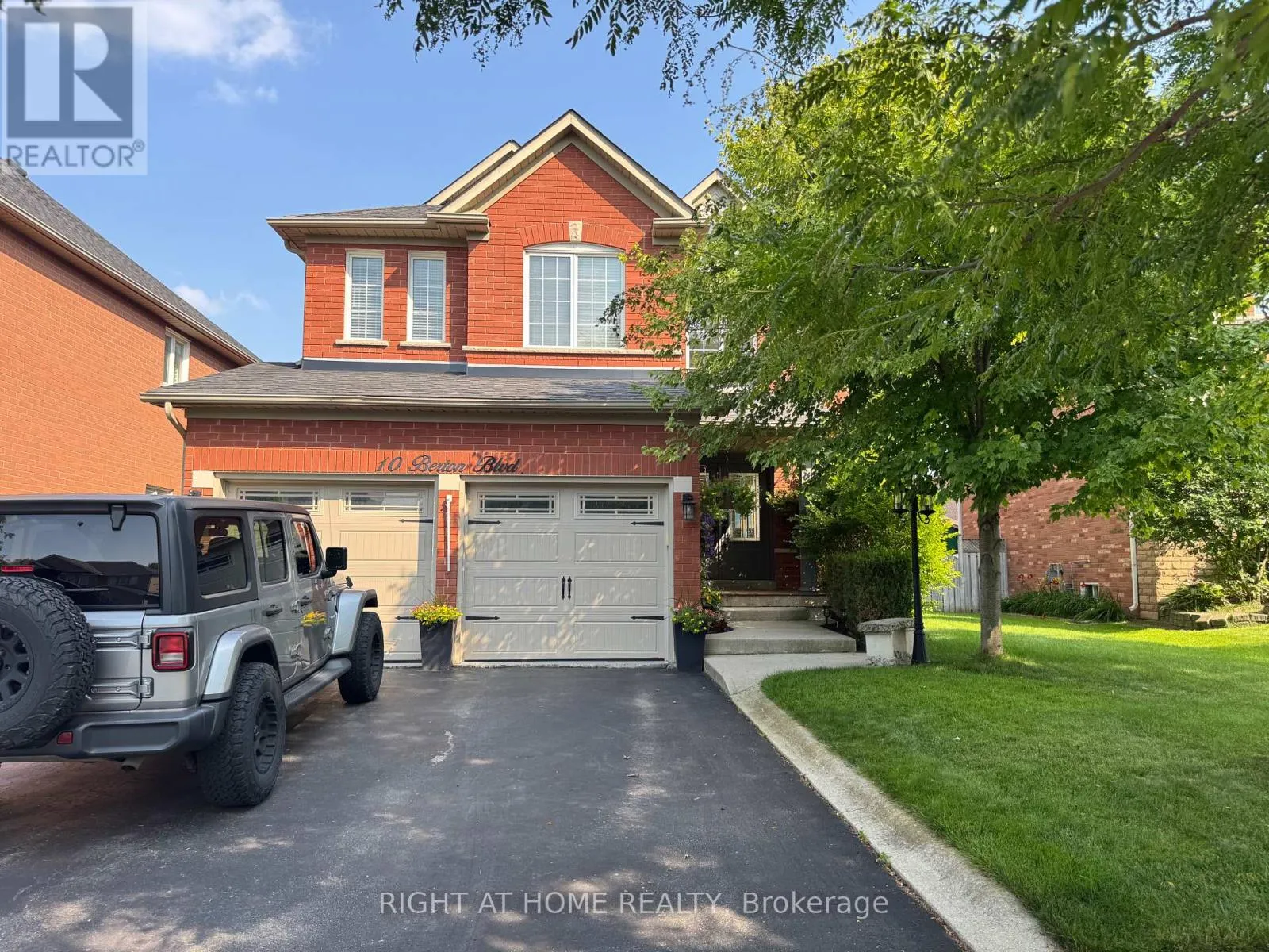 House for rent: 10 Berton Boulevard, Halton Hills, Ontario L7G 6A5