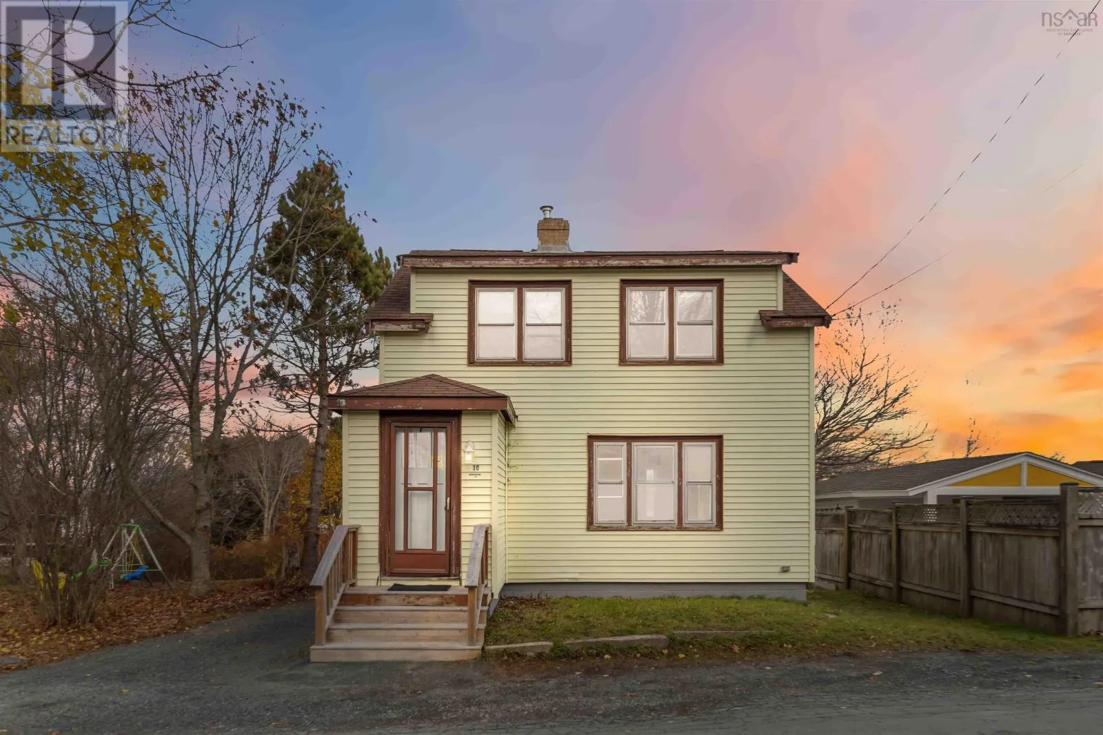 House for rent: 10 Bonaventure Drive, Halifax, Nova Scotia B3M 2P8