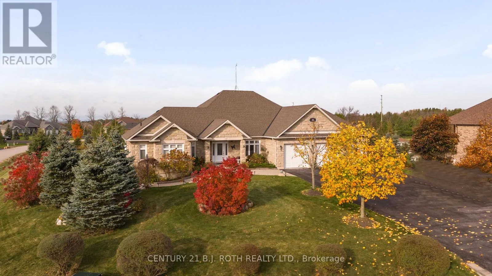 House for rent: 10 Brolley Crescent, Essa, Ontario L0L 2N2