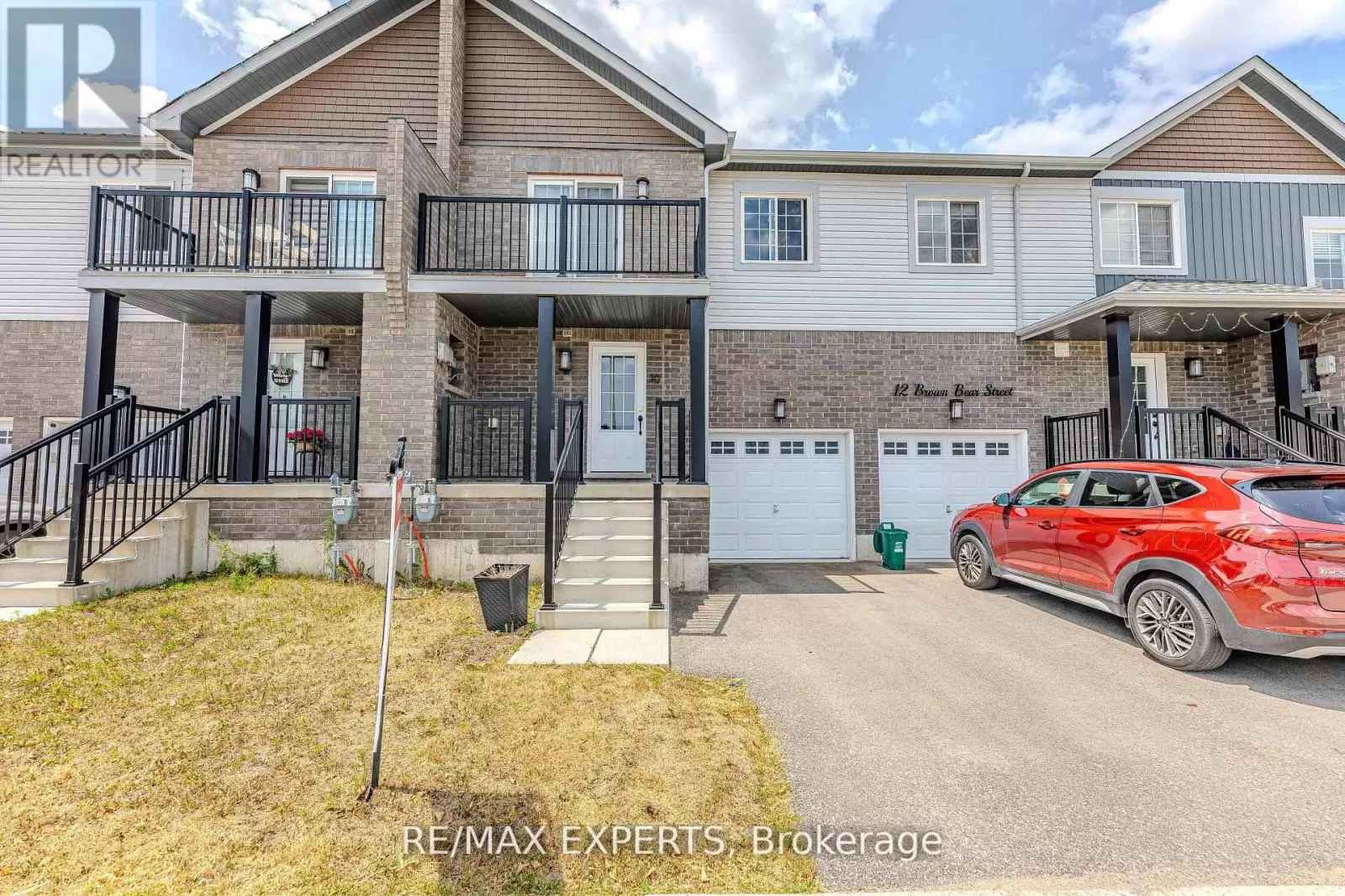 Row / Townhouse for rent: 10 Brown Bear Street, Barrie, Ontario L9J 0H8