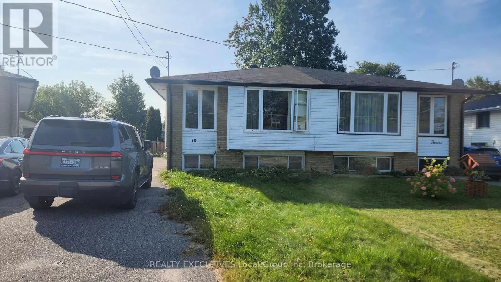 House for rent: 10 Charlton Crescent, North Bay, Ontario P1A 3M9