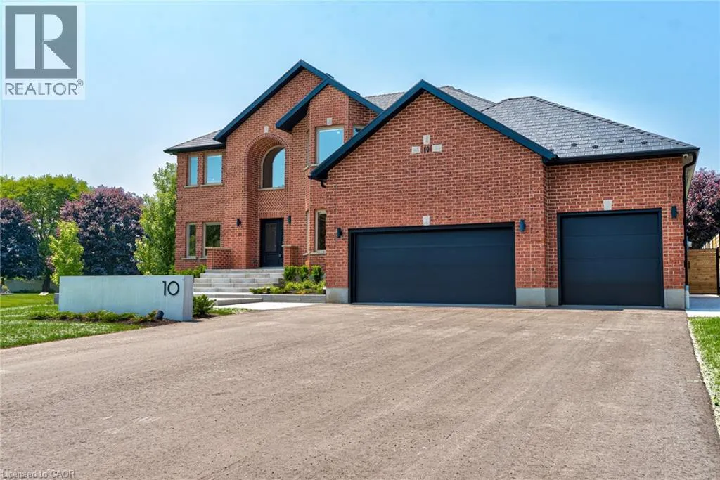 House for rent: 10 Eldale Road, Elmira, Ontario N3B 2C8