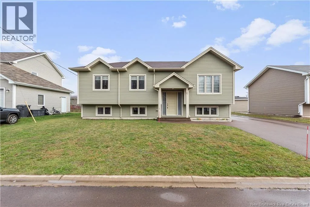 10 Guy, Shediac, New Brunswick E4P 0L5