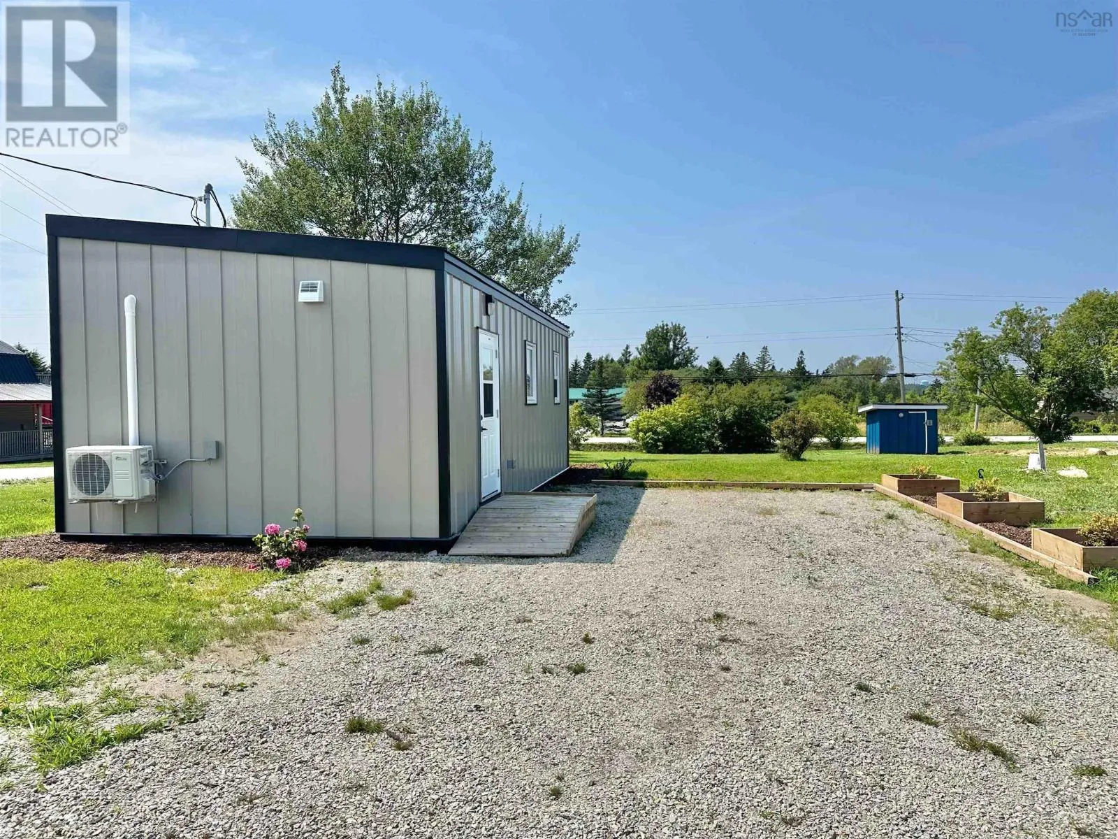 House for rent: 10 Hoben Crescent, Brooklyn, Nova Scotia B5A 5H8