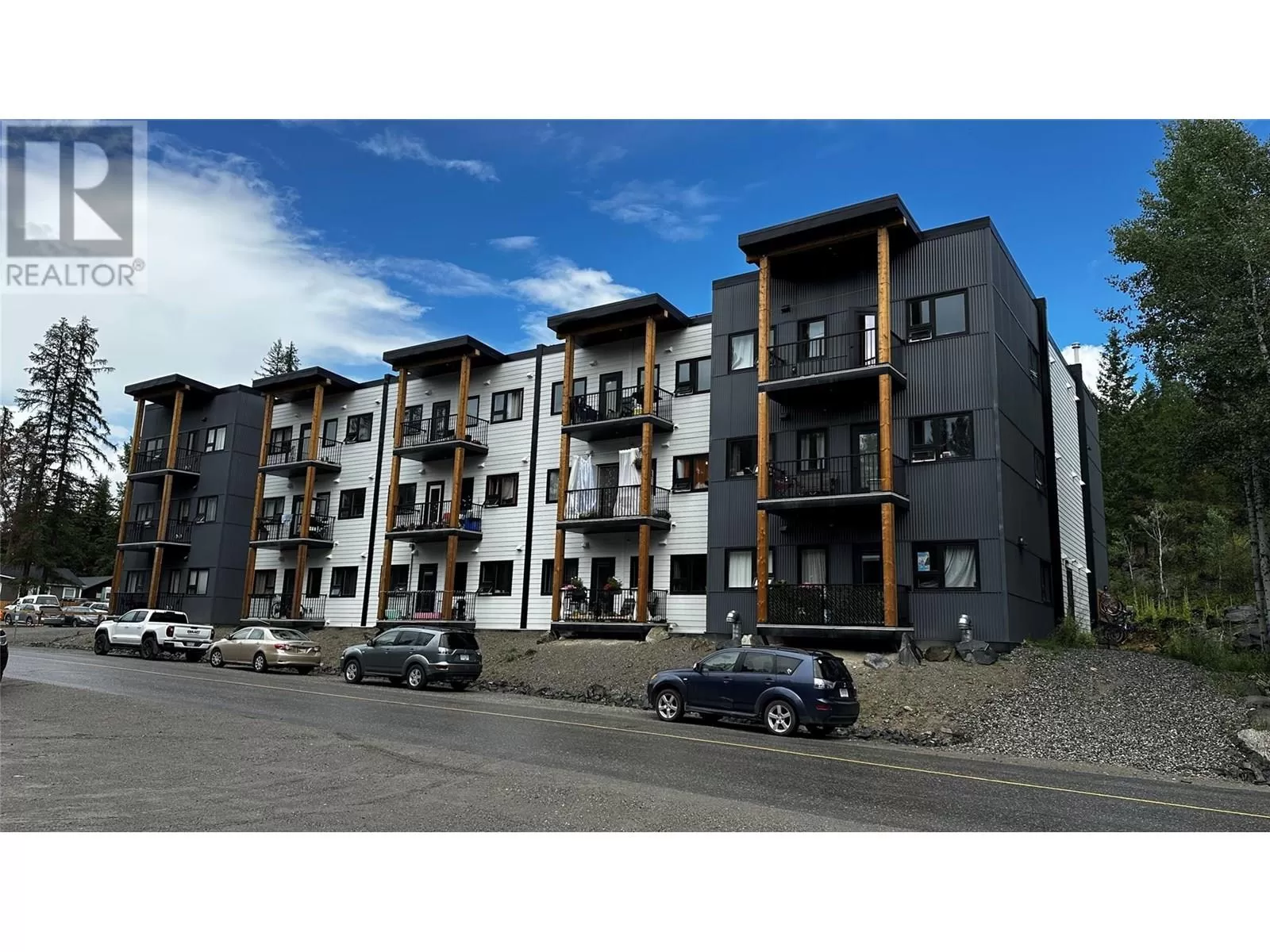 Multi-Family for rent: 10 Jim Ogilvie Way, Kimberley, British Columbia V1A 3G7