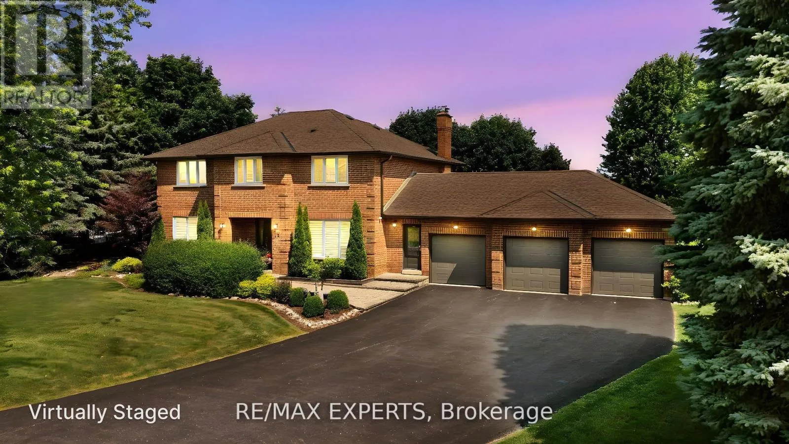 House for rent: 10 Kehoe Court, King, Ontario L0G 1N0