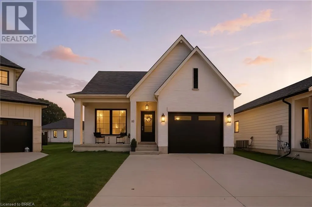 House for rent: 10 Macneil Court, Port Burwell, Ontario N0J 1T0