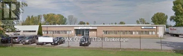 Warehouse for rent: 10 Mcfarland Drive, Prince Edward County, Ontario K0K 2C0