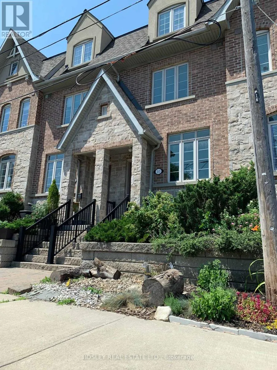 Row / Townhouse for rent: 10 Mendota Road, Toronto, Ontario M8Y 1E8