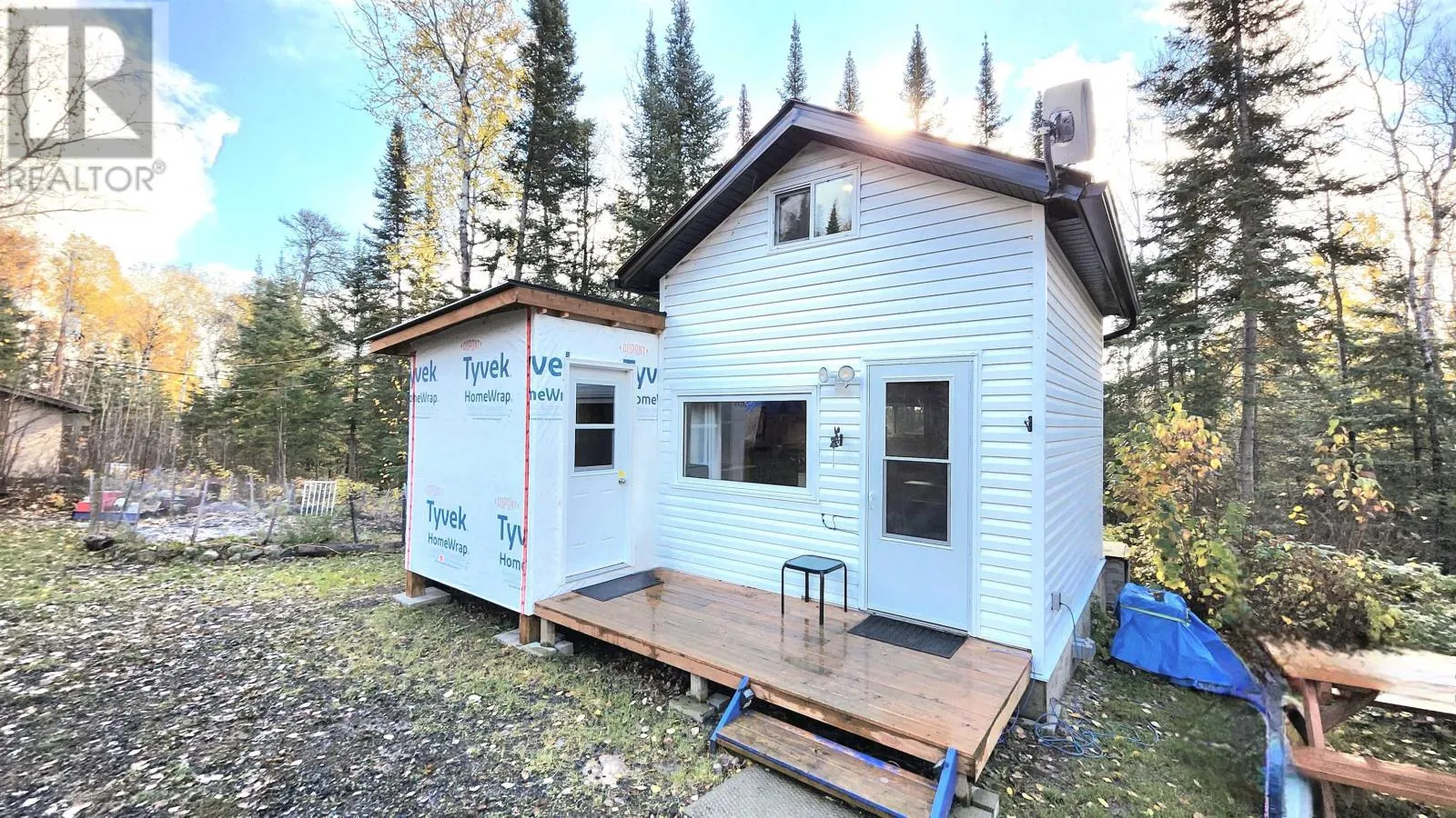 10 Nelson Road North, Minaki, Ontario P0X 1J0