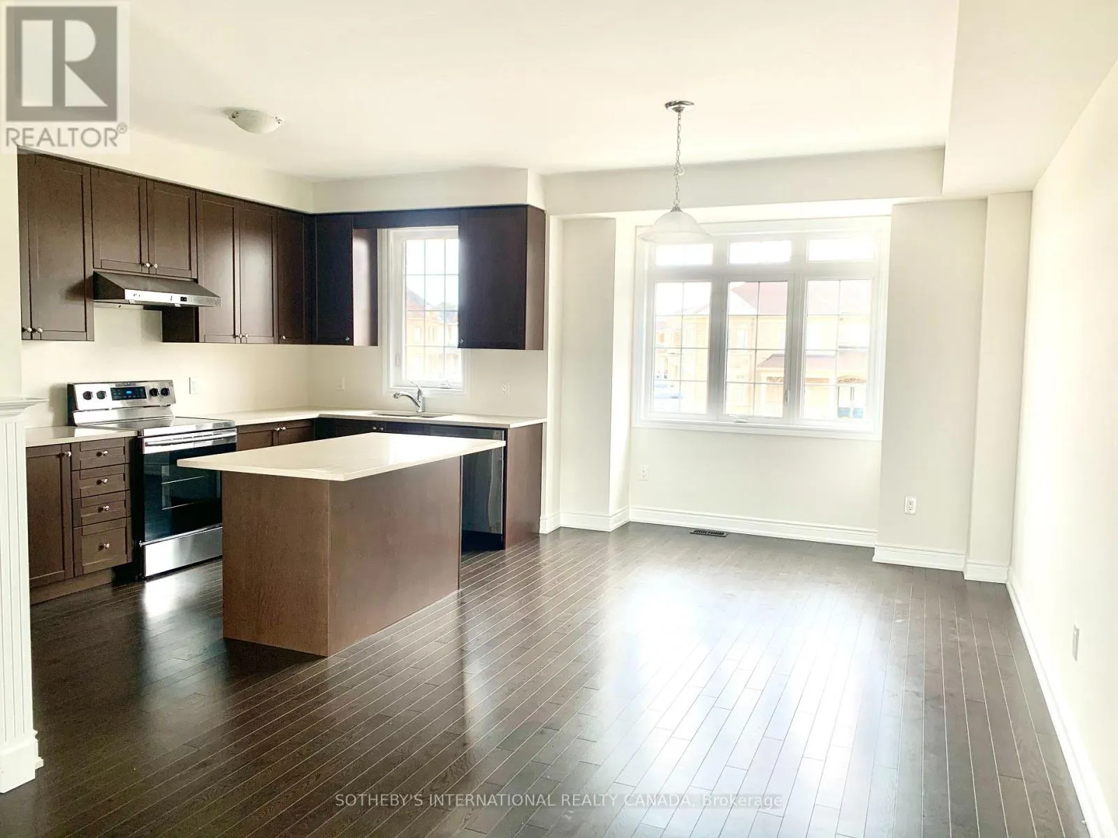 Row / Townhouse for rent: 10 Oakmore Lane, Brampton, Ontario L6Y 6H5