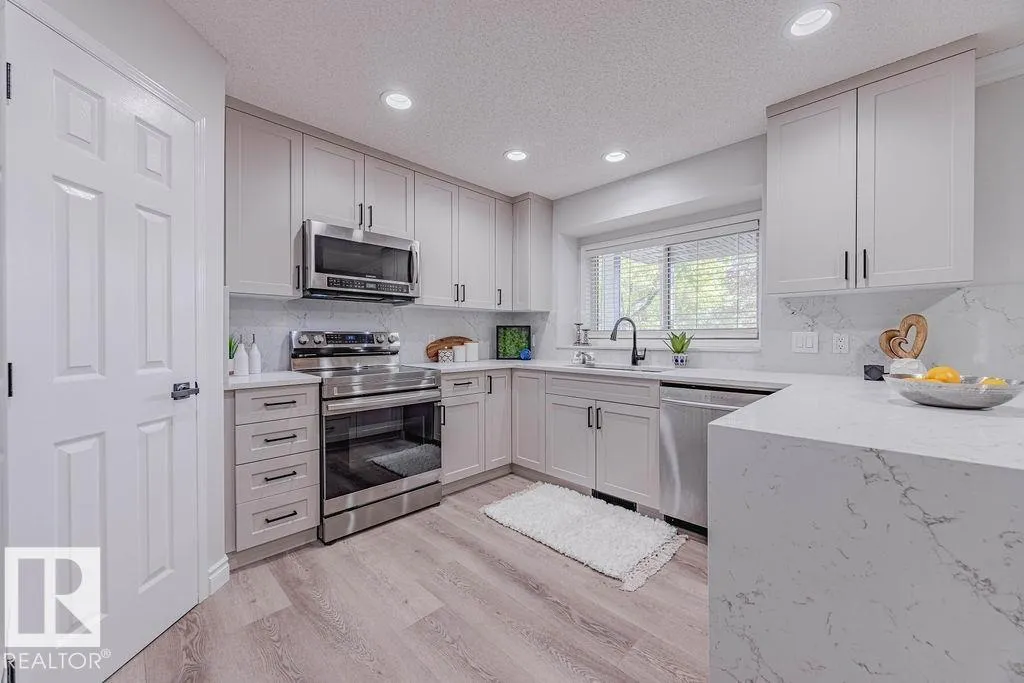 House for rent: 10 Oriole Co, St. Albert, Alberta T8N 6L7