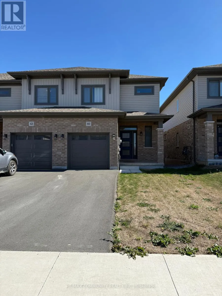 Row / Townhouse for rent: 10 Otonabee Street, Belleville, Ontario K8N 0T3