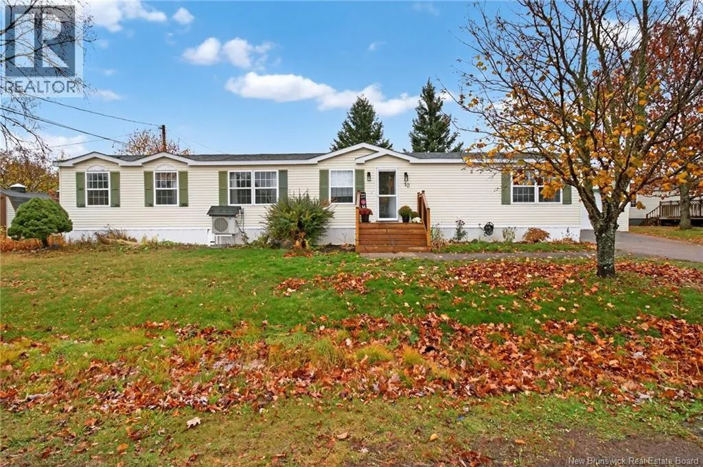 Manufactured Home for rent: 10 Pheasant Street, Moncton, New Brunswick E1H 2Z4