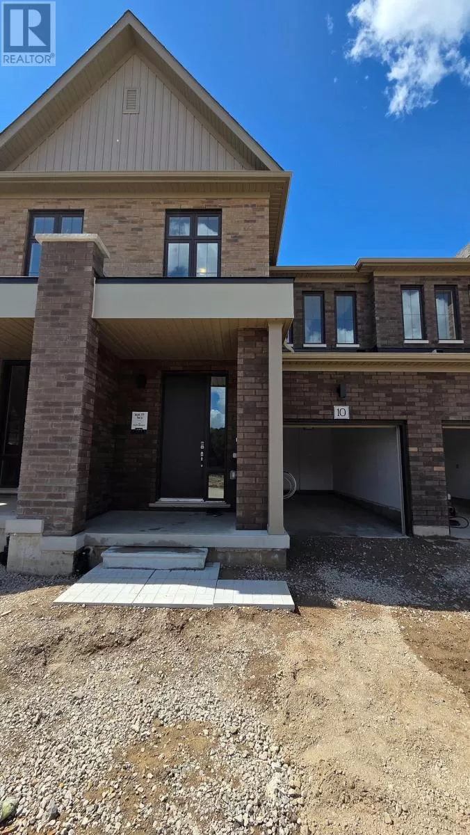 Row / Townhouse for rent: 10 Poett Avenue, Stratford, Ontario N5A 0M2