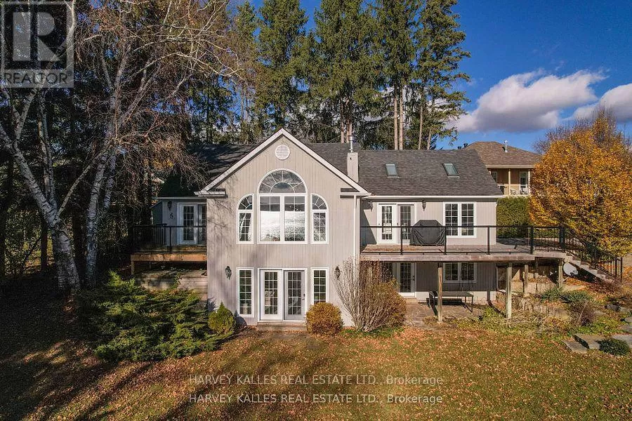 House for rent: 10 Puget Street, Barrie, Ontario L4M 4N1