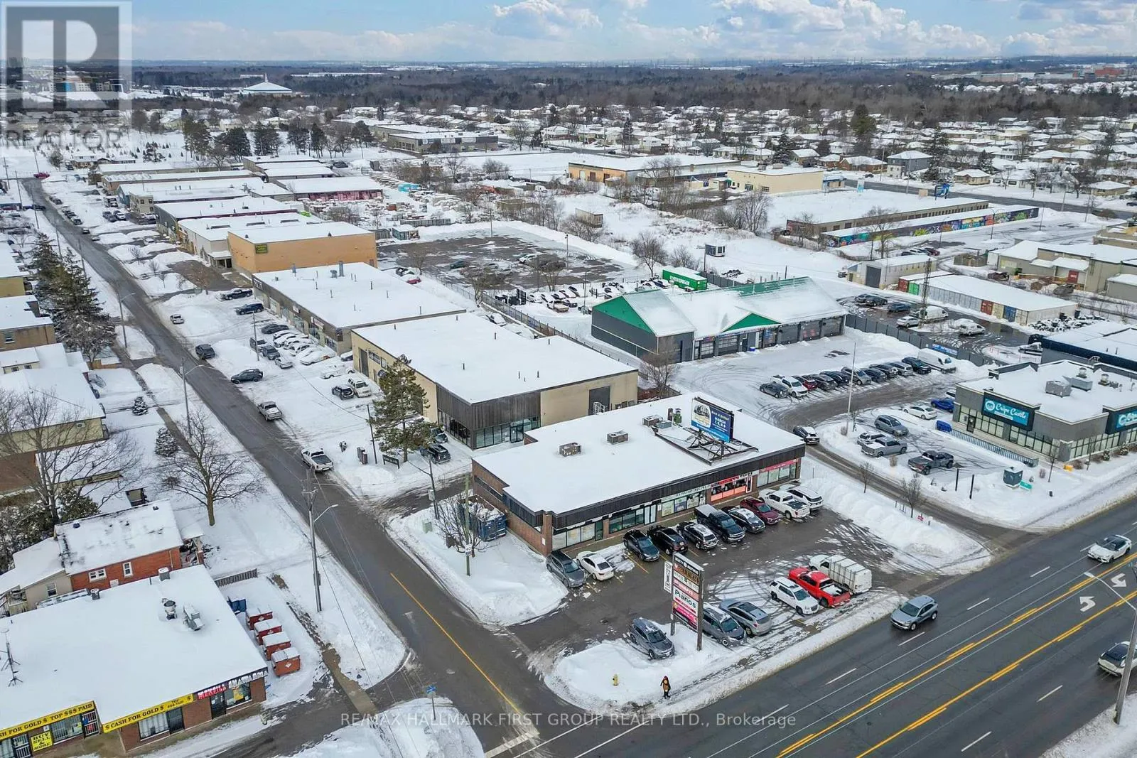 10 Russett Avenue, Oshawa, Ontario L1G 3R5