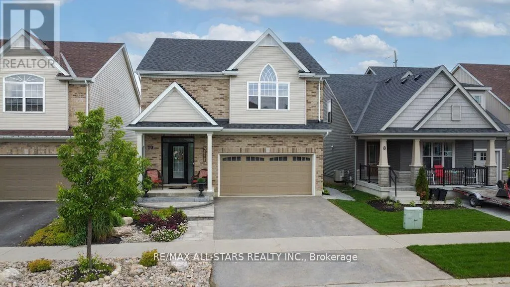 House for rent: 10 Silverbrook Avenue, Kawartha Lakes, Ontario K9V 0L9