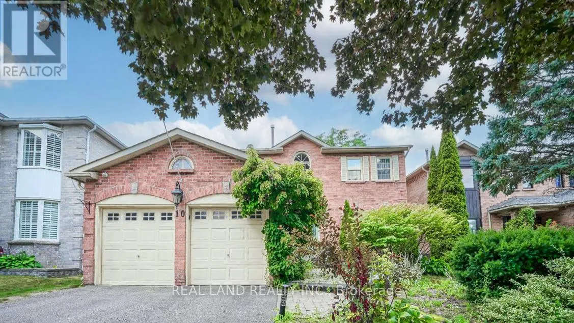 House for rent: 10 Timpson Drive, Aurora, Ontario L4G 5K6