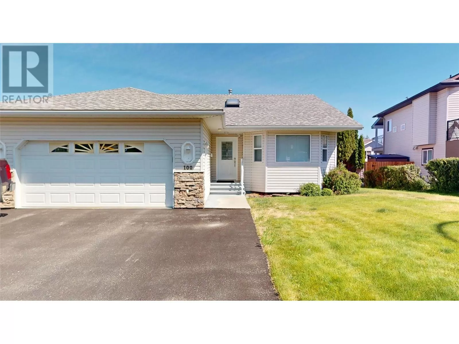 House for rent: 100 16th Street S, Cranbrook, British Columbia V1C 7E8