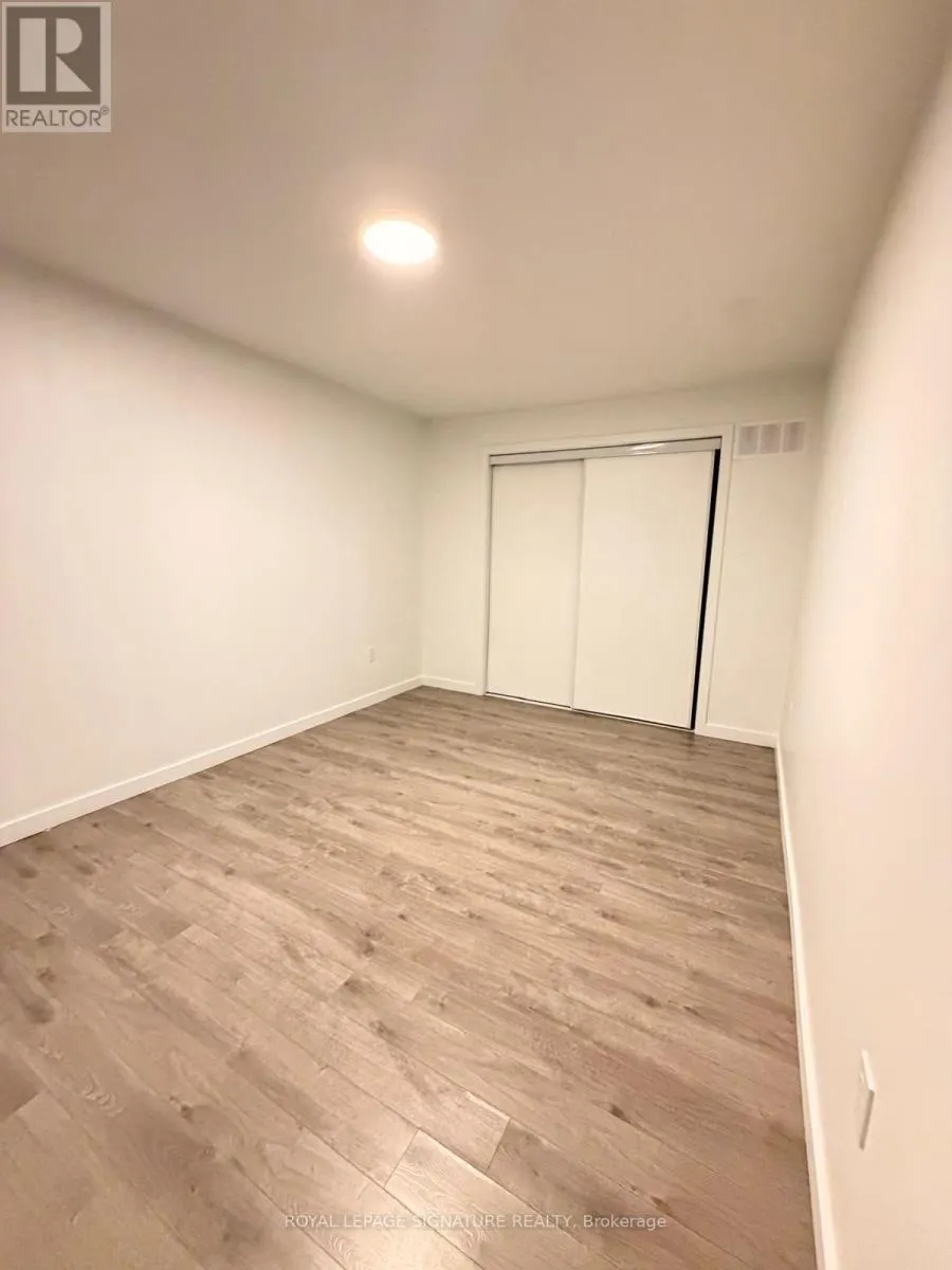 Row / Townhouse for rent: 100 - 200 W Main Street, Welland, Ontario L3C 5A4