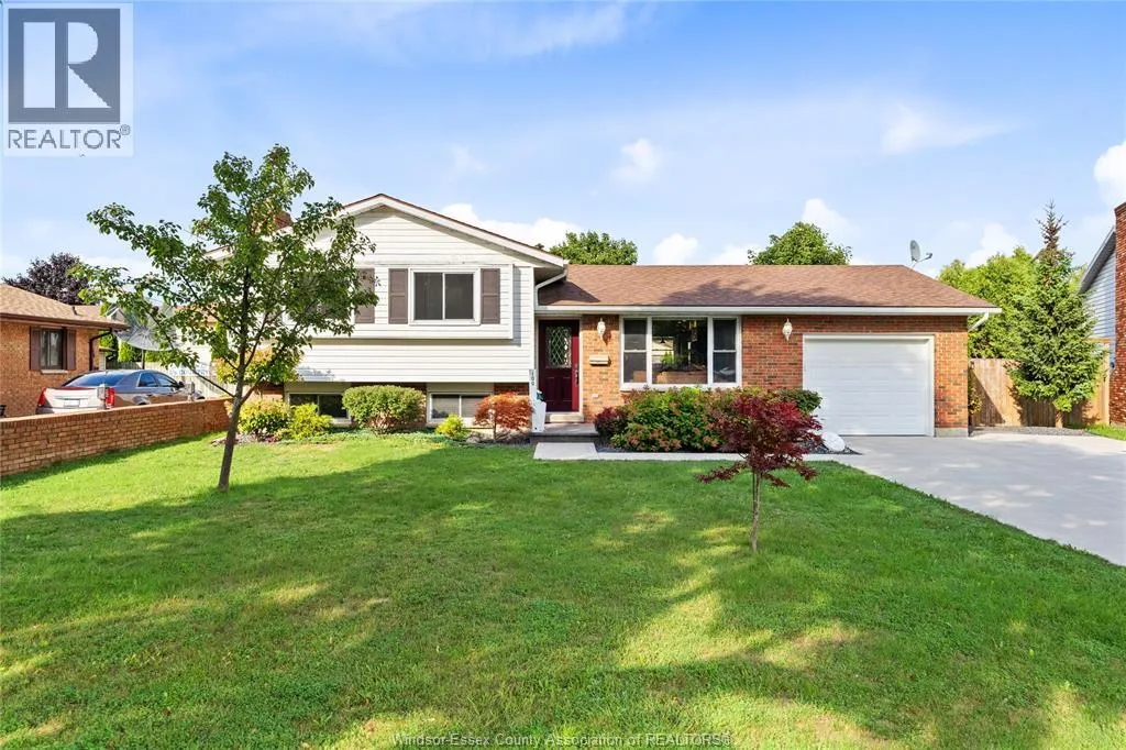 100 Argyle Crescent, Chatham, Ontario N7L 4T8