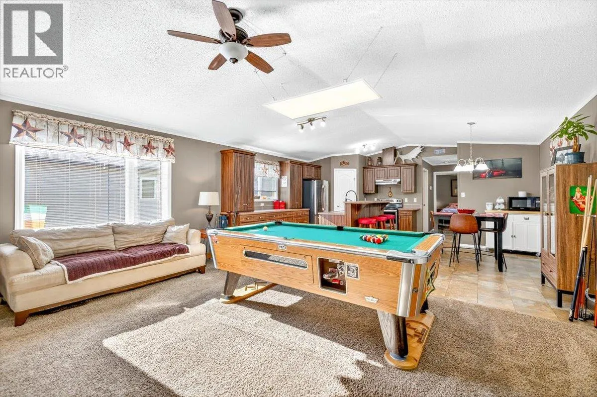 Manufactured Home for rent: 100 Aspen Drive Unit# 31, Sparwood, British Columbia V0B 2G0