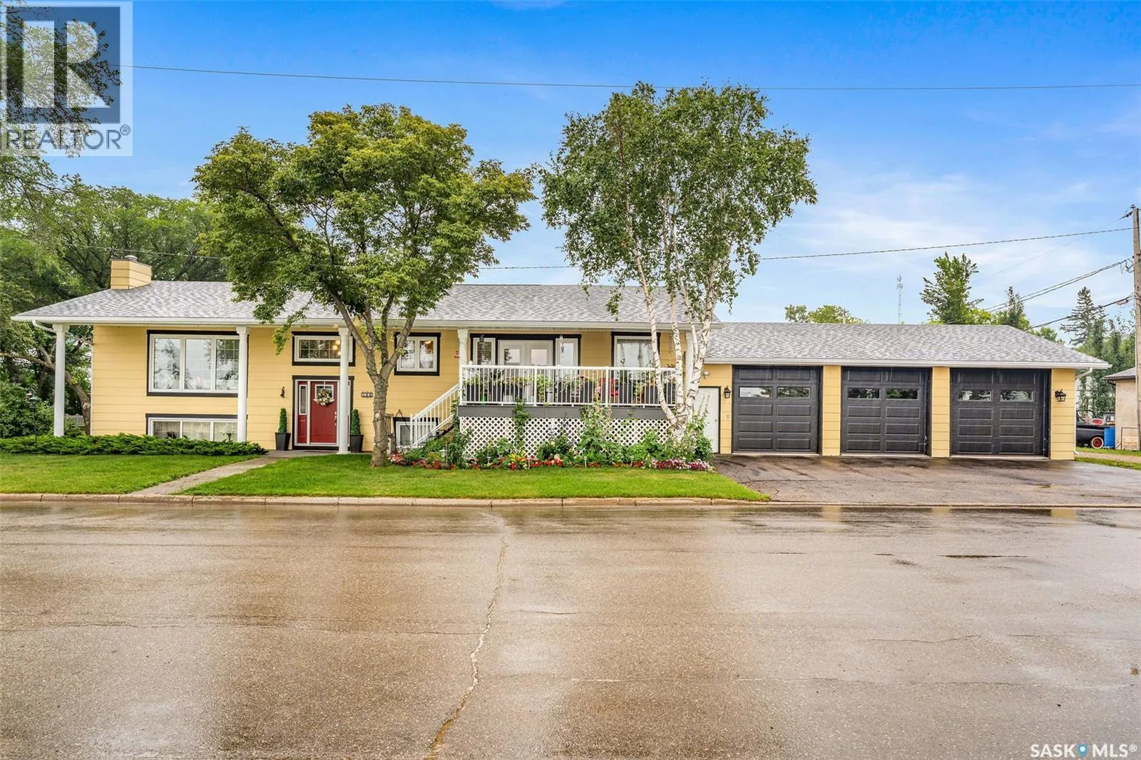 House for rent: 100 Bartlett Avenue, Kinistino, Saskatchewan S0J 0H1